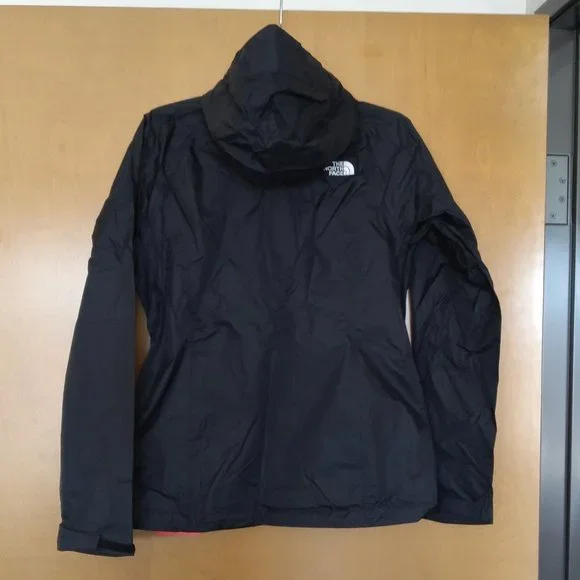 🆕The North Face Women's Venture Rain Jacket, Medium - TNF Black/TNF Black, NWT - Picture 3 of 8